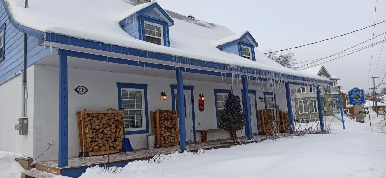 La Maison Bleue Saint-Ferreol-les-Neiges Esterno foto